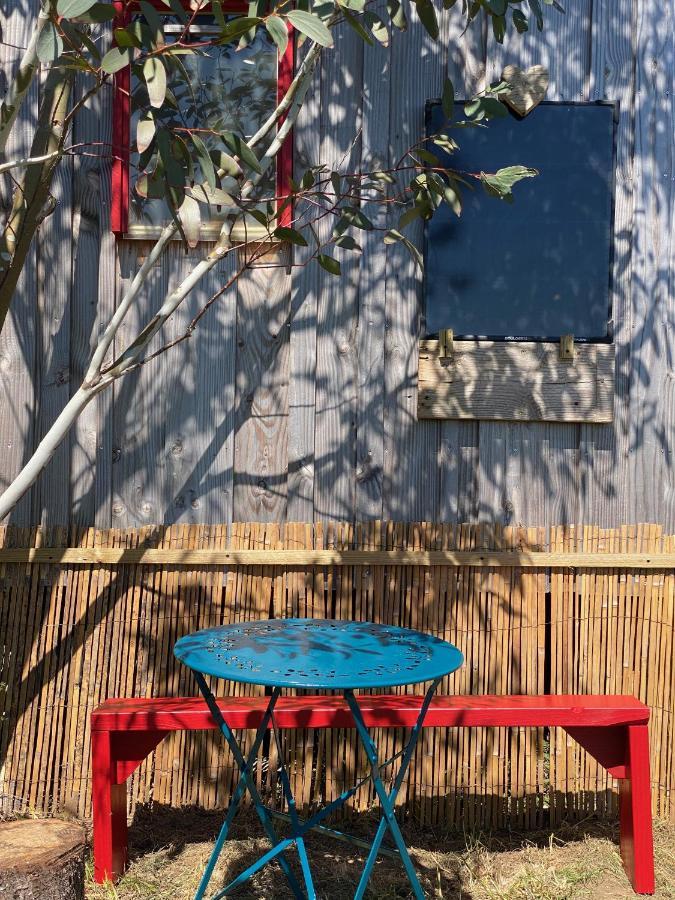 Bohemienne Regarde La Mer. Plogoff Exterior photo
